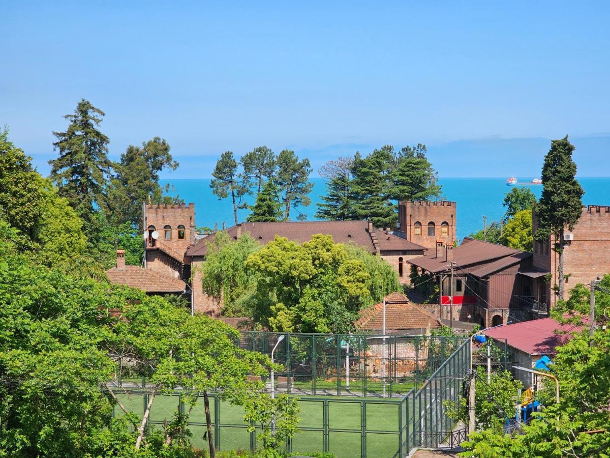Tete Guest House Batumi Exterior photo